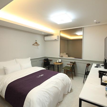Hotel 500Th Mokpo Esterno foto