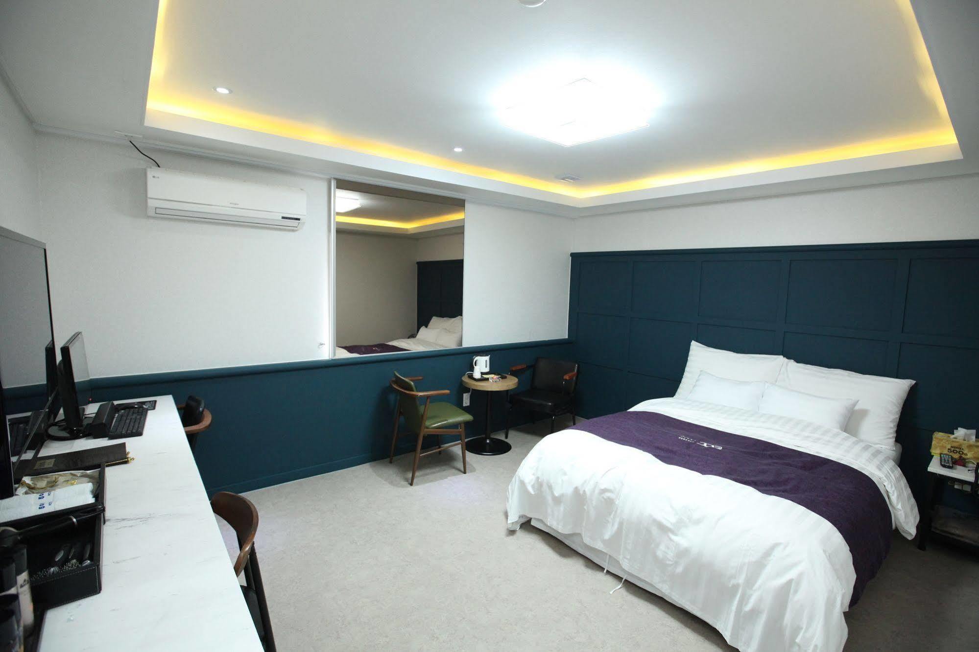 Hotel 500Th Mokpo Esterno foto