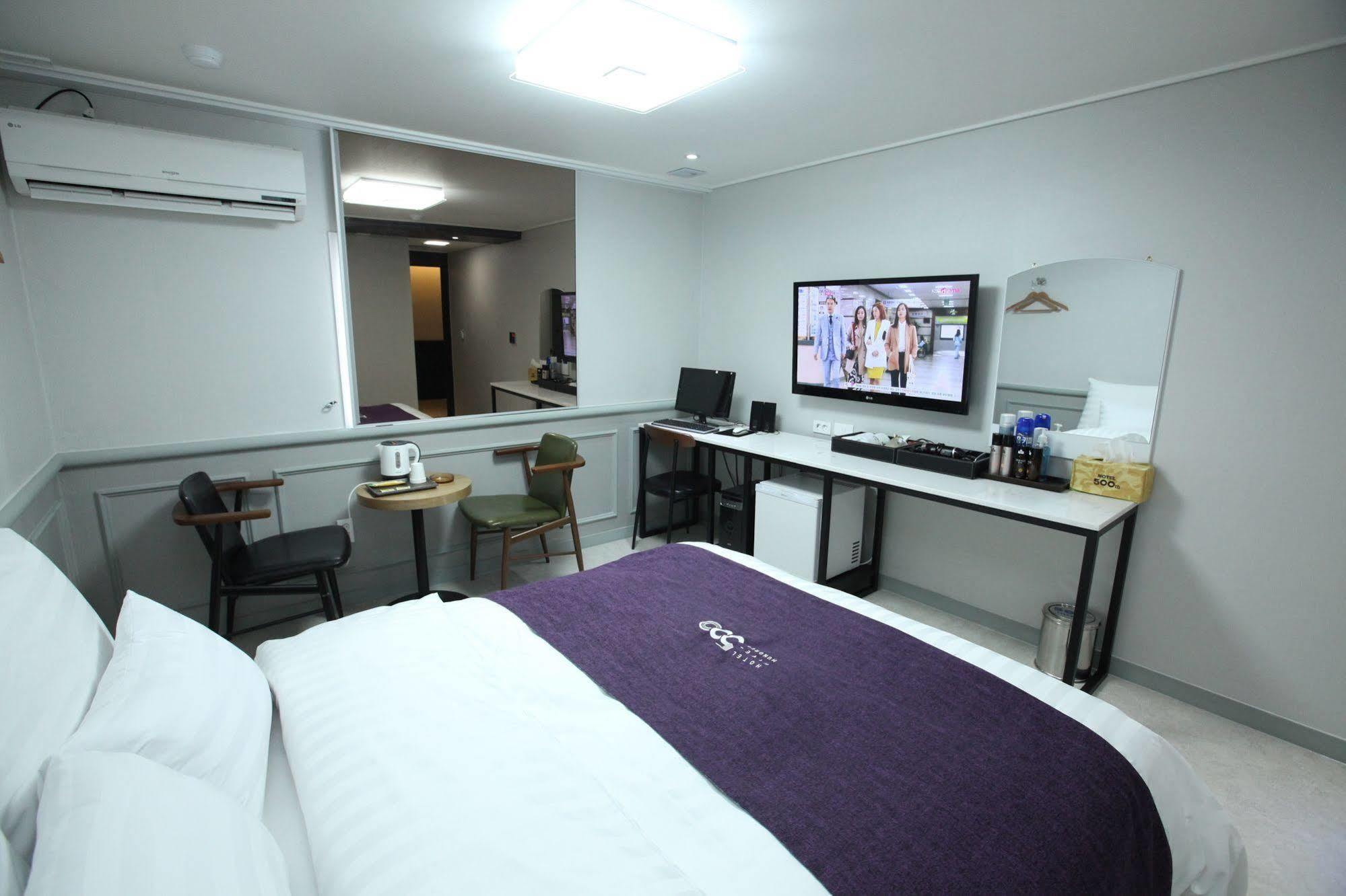 Hotel 500Th Mokpo Esterno foto