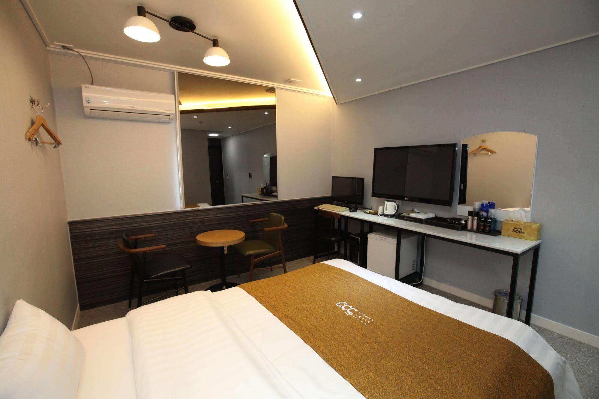 Hotel 500Th Mokpo Esterno foto